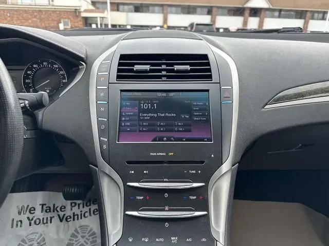 2013 Lincoln MKZ FWD