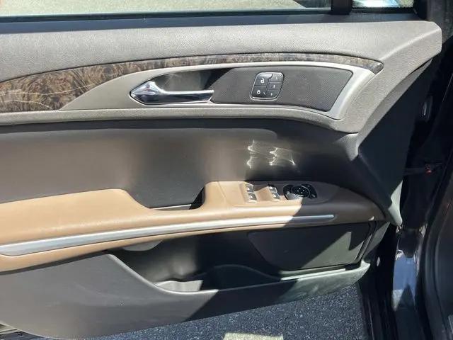 2013 Lincoln MKZ FWD