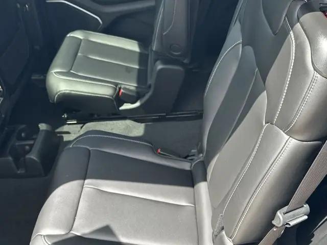 2026 Jeep Grand Cherokee L Limited 4x2