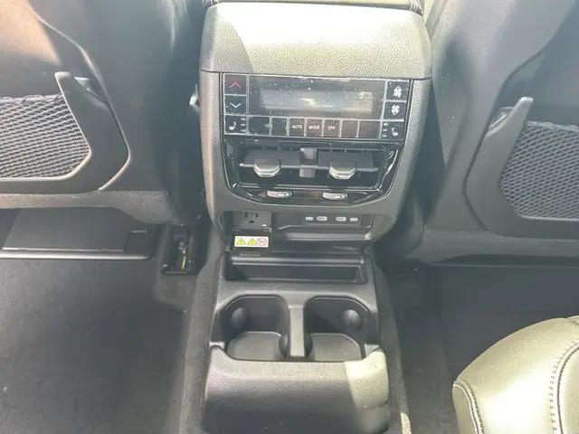 2026 Jeep Grand Cherokee L Limited 4x2