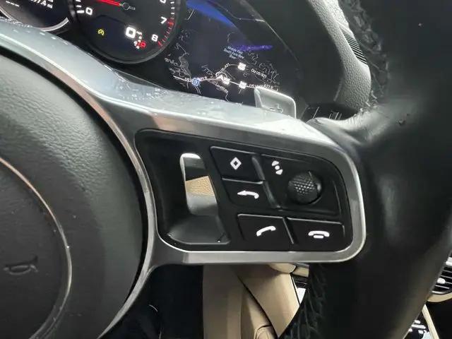 2023 Porsche Cayenne Platinum Edition