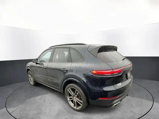 2023 Porsche Cayenne Platinum Edition