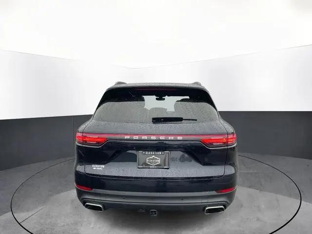 2023 Porsche Cayenne Platinum Edition