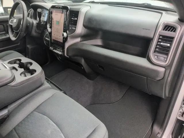2026 Ram 2500 Black Express Crew Cab 4x4 6'4" Box