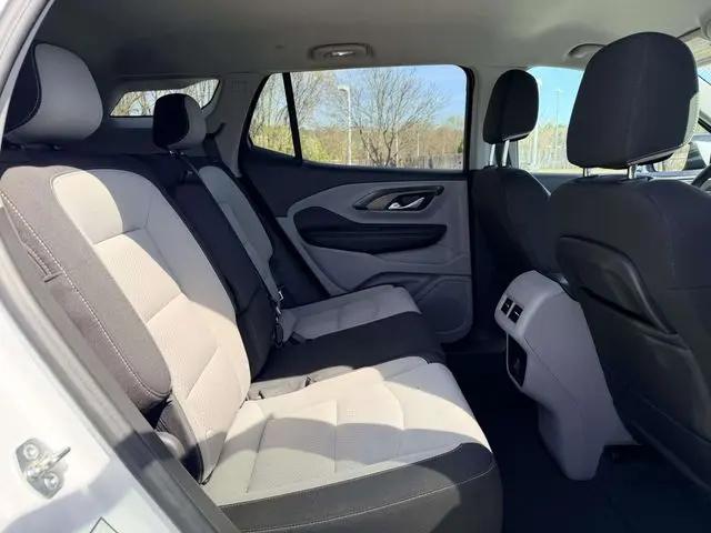 2024 GMC Terrain FWD SLE