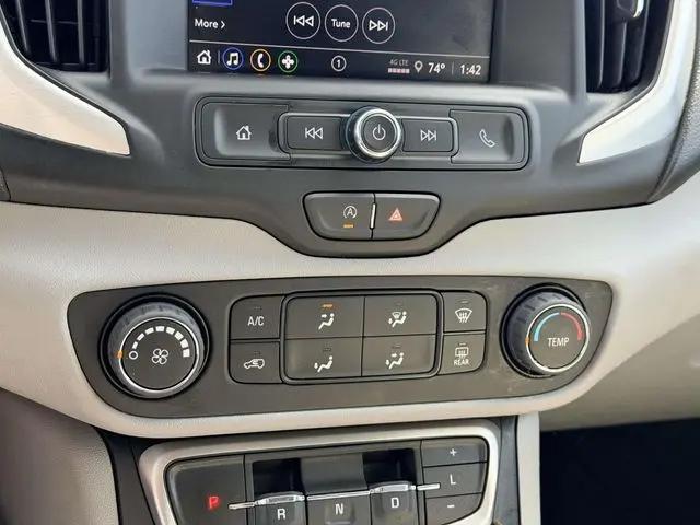 2024 GMC Terrain FWD SLE