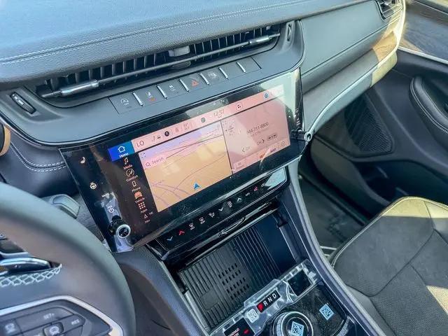 2026 Jeep Grand Cherokee Altitude 4x4