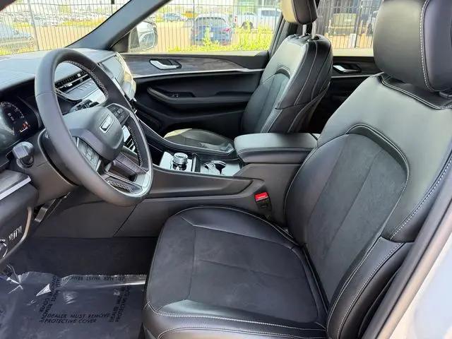 2026 Jeep Grand Cherokee Altitude 4x4
