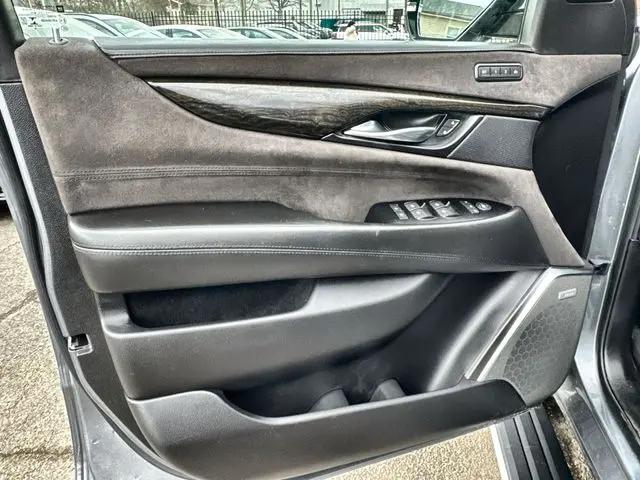 2018 Cadillac Escalade Platinum