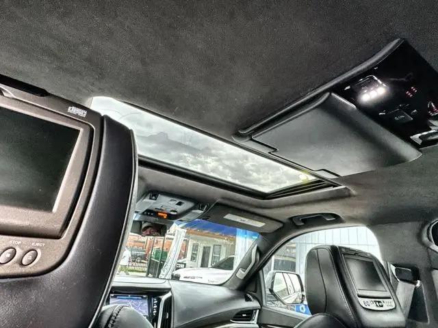 2018 Cadillac Escalade Platinum