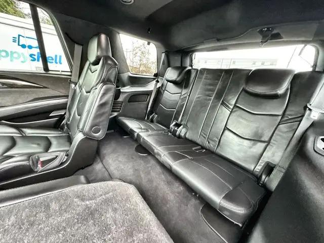 2018 Cadillac Escalade Platinum