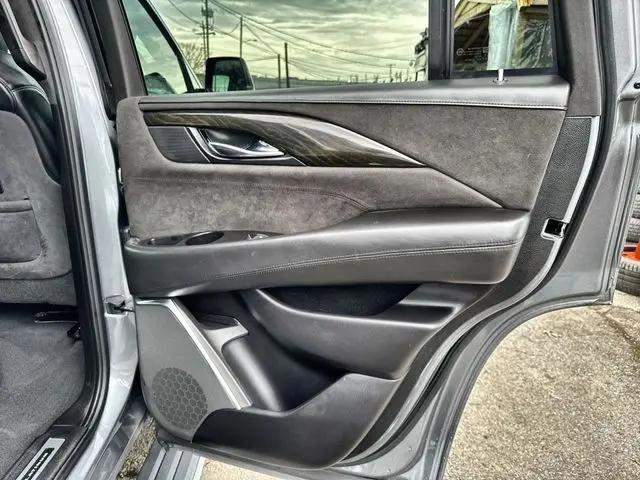 2018 Cadillac Escalade Platinum