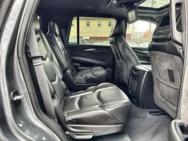 2018 Cadillac Escalade Platinum