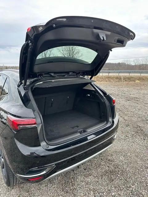 2023 Buick Envision Essence AWD