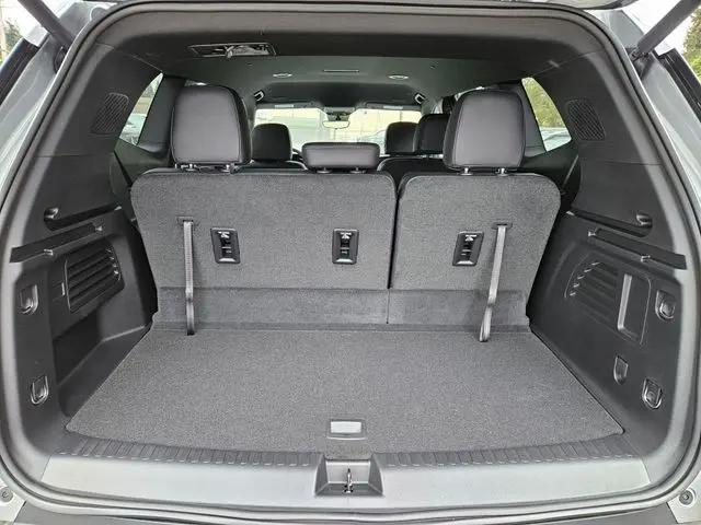 2026 GMC Acadia Elevation AWD