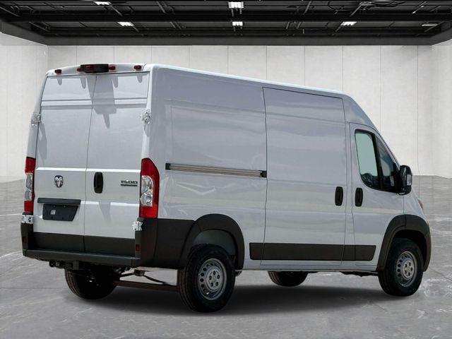 2026 Ram ProMaster Cargo Van Tradesman High Roof 136" WB w/Pass Seat