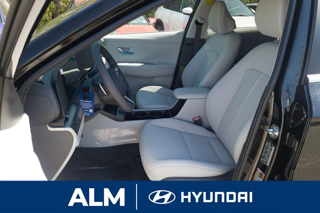 New 2026 Abyss Black Pearl HYUNDAI Limited FWD image 16