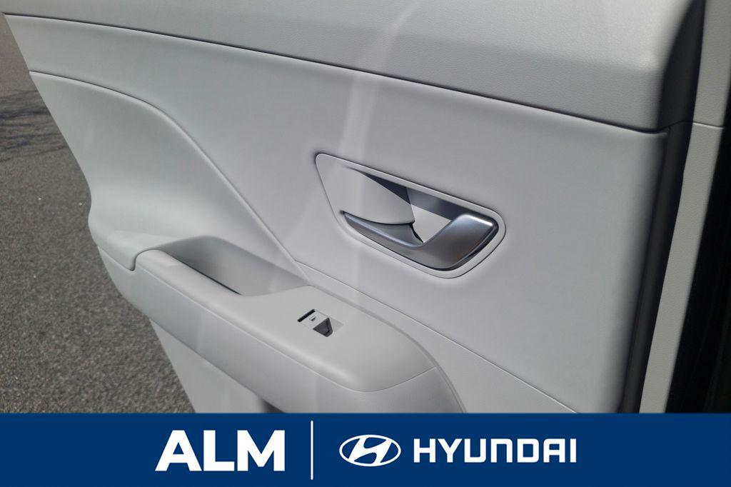 New 2026 Abyss Black Pearl HYUNDAI Limited FWD image 24