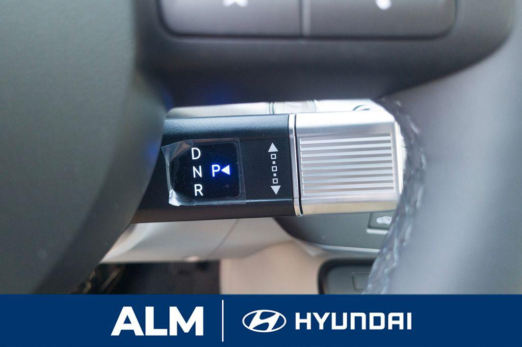 New 2026 Abyss Black Pearl HYUNDAI Limited FWD image 28