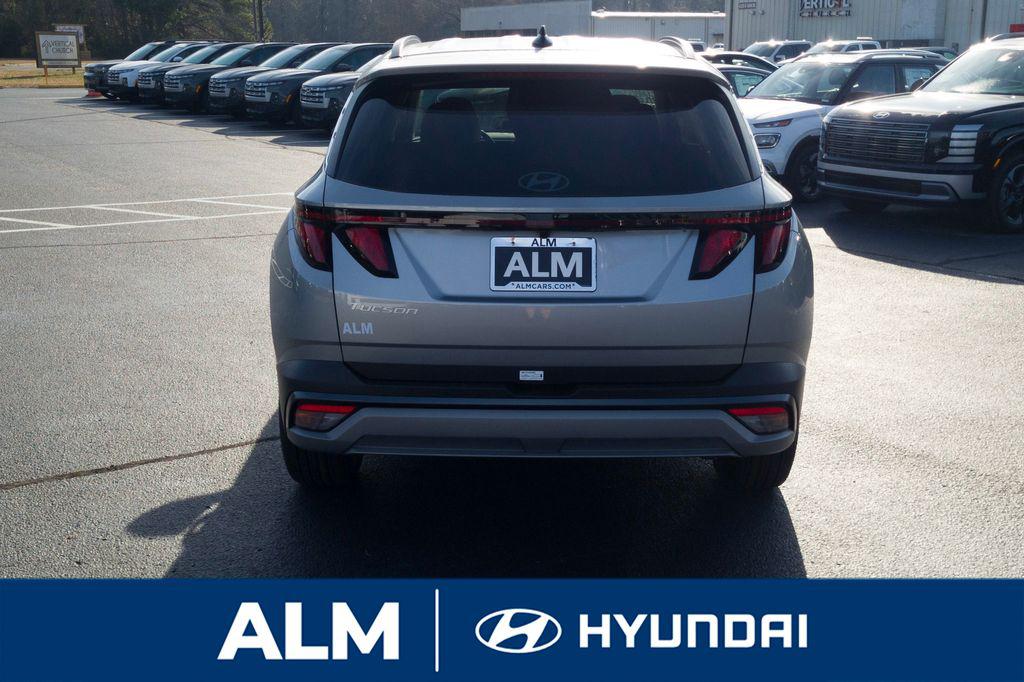New 2026 Silver Hyundai SEL FWD image 7