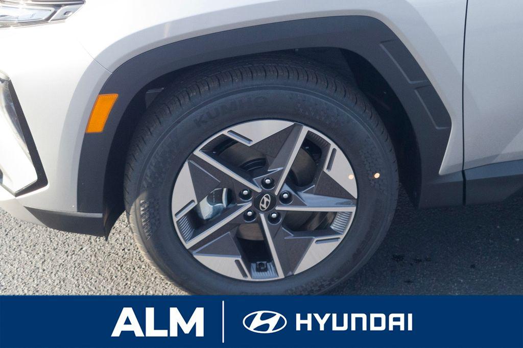 New 2026 Silver Hyundai SEL FWD image 13