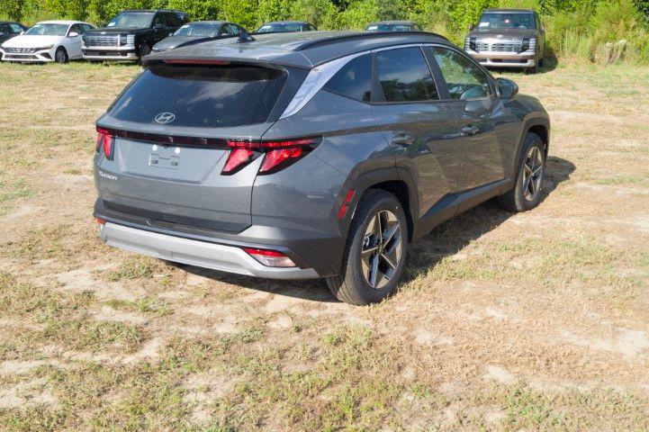 New 2026 Gray Hyundai SEL FWD image 5