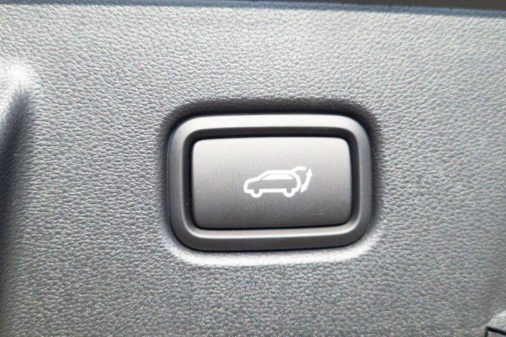 New 2026 Gray Hyundai SEL FWD image 7