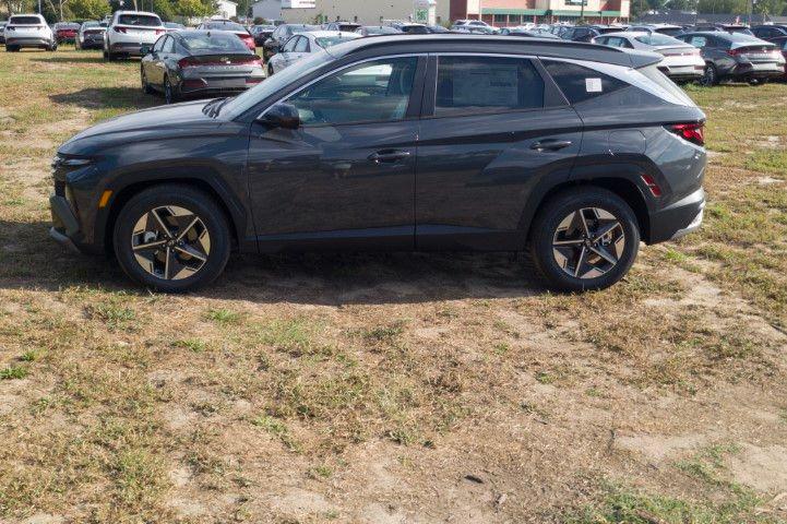 New 2026 Gray Hyundai SEL FWD image 9