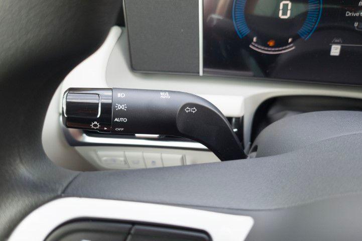 New 2026 Gray Hyundai SEL FWD image 28