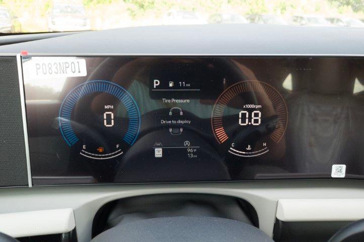 New 2026 Gray Hyundai SEL FWD image 29