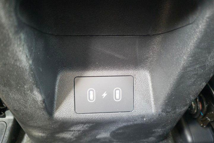 New 2026 White Hyundai SEL FWD image 21