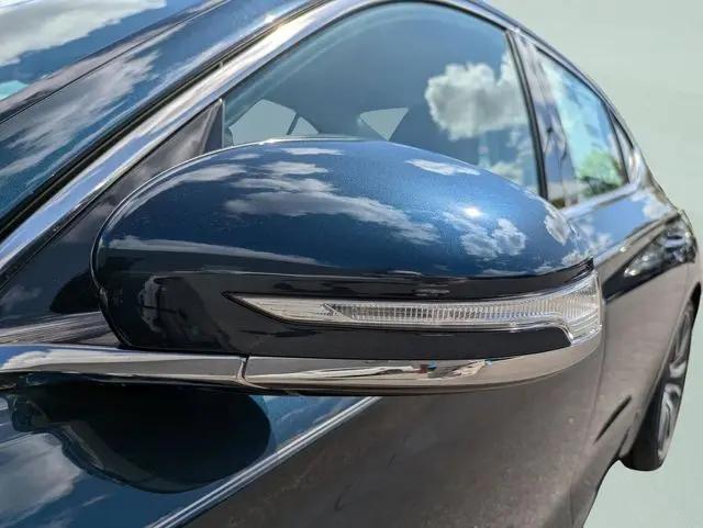 2025 Genesis G70 2.5T AWD