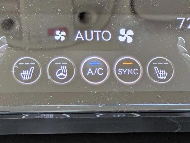 2025 Genesis G70 2.5T AWD