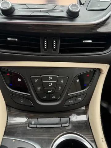 2019 Buick Envision FWD Essence