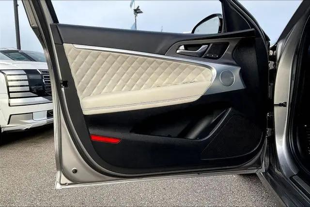 2025 Genesis G70 3.3T RWD Sport Advanced