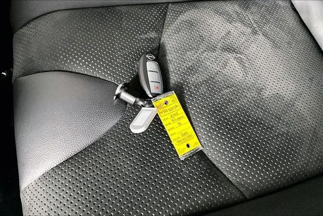 2025 Nissan Z Performance Automatic Transmission