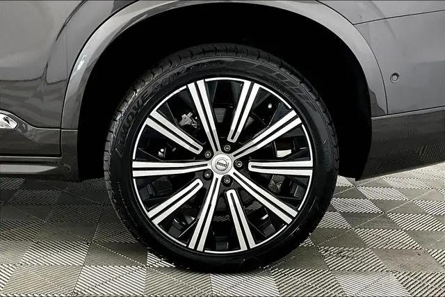 2024 Volvo XC90 B6 Plus Bright Theme 7-Seater