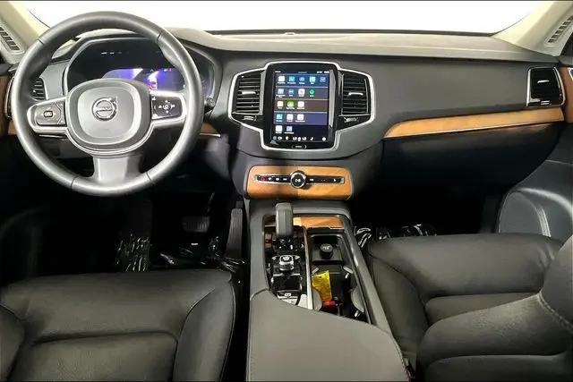 2024 Volvo XC90 B6 Plus Bright Theme 7-Seater