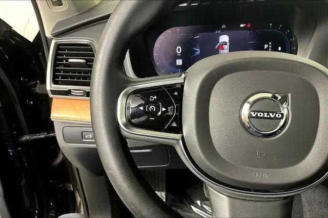 2024 Volvo XC90 B6 Plus Bright Theme 7-Seater