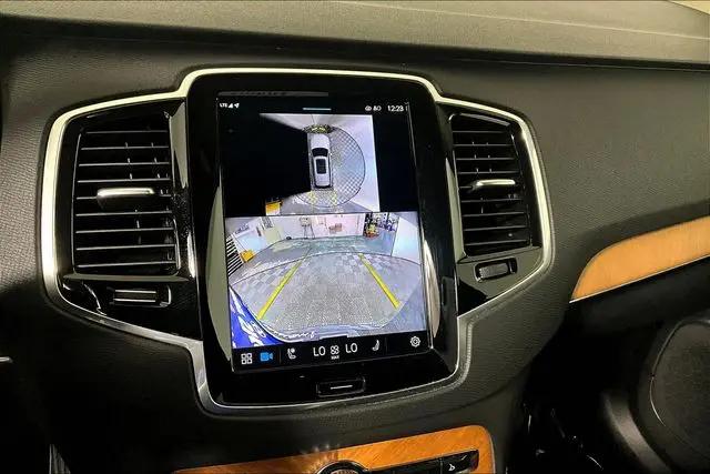 2024 Volvo XC90 B6 Plus Bright Theme 7-Seater