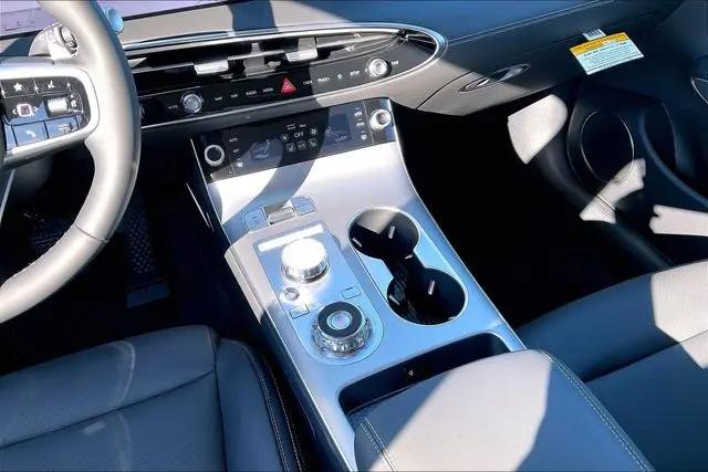 2026 Genesis GV70 2.5T Select