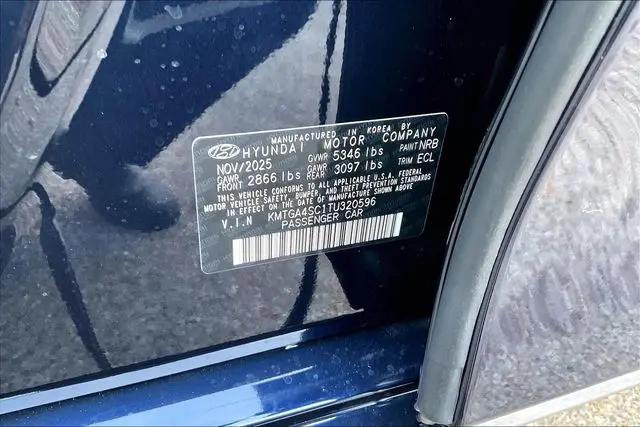 2026 Genesis G80 2.5T AWD