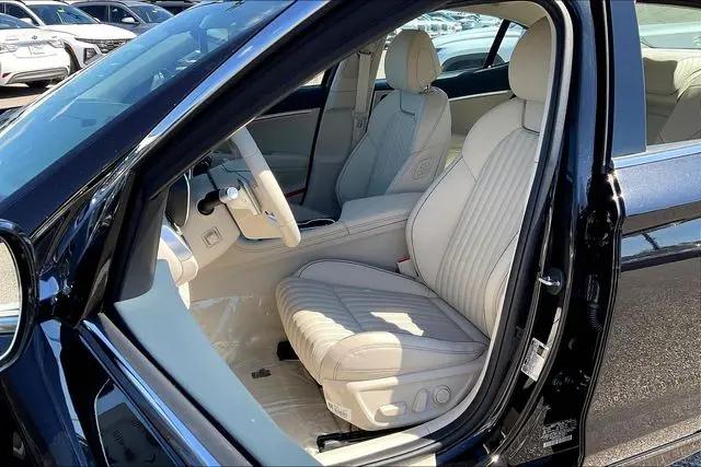 2026 Genesis G70 2.5T RWD Prestige
