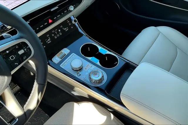 2026 Genesis GV70 2.5T