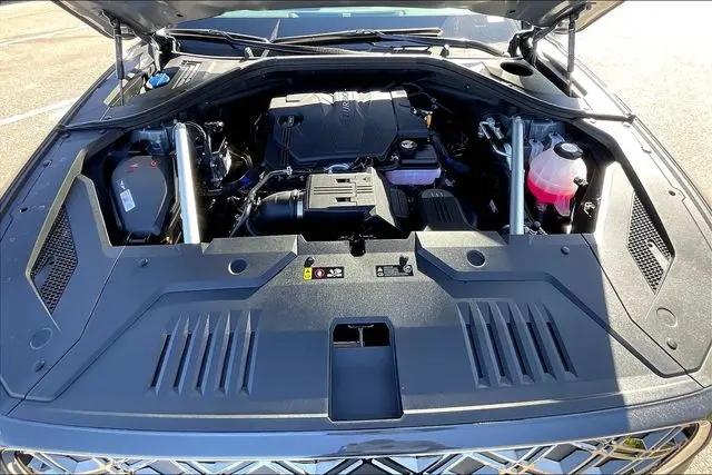 2026 Genesis GV70 2.5T