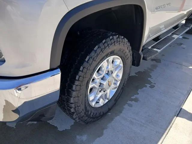 2022 Chevrolet Silverado 2500HD 4WD Double Cab Standard Bed LTZ