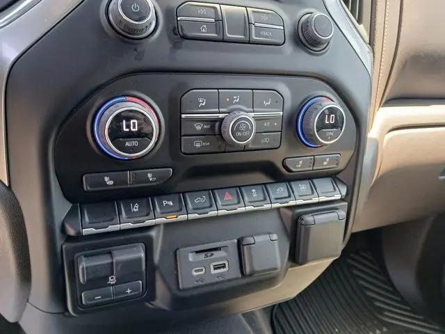 2022 Chevrolet Silverado 2500HD 4WD Double Cab Standard Bed LTZ