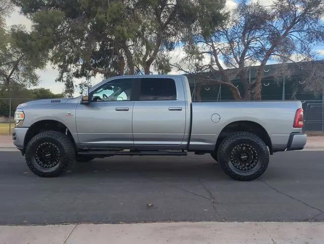 2024 Ram 2500 Laramie Crew Cab 4x4 6'4" Box