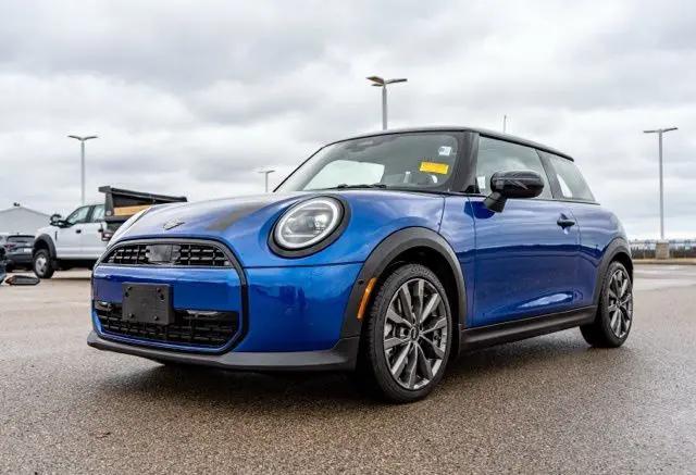 2025 MINI Hardtop Cooper