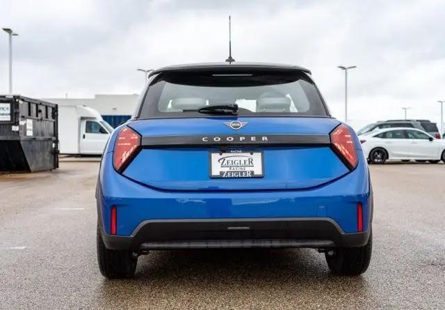 2025 MINI Hardtop Cooper